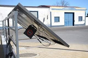 41ds0WwIe+L._AC_UL320_